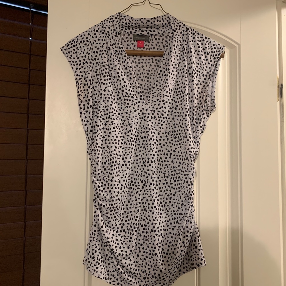 Vince Camuto Top